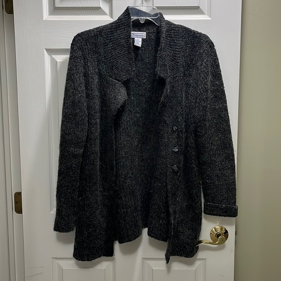 Fuzzy, warm sweater. - Picture 1 of 5